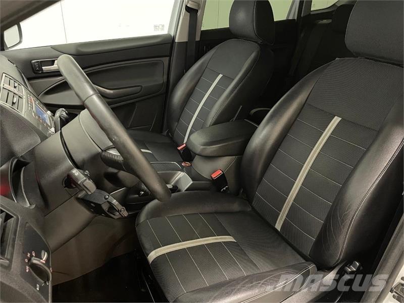 Ford Kuga Automobili