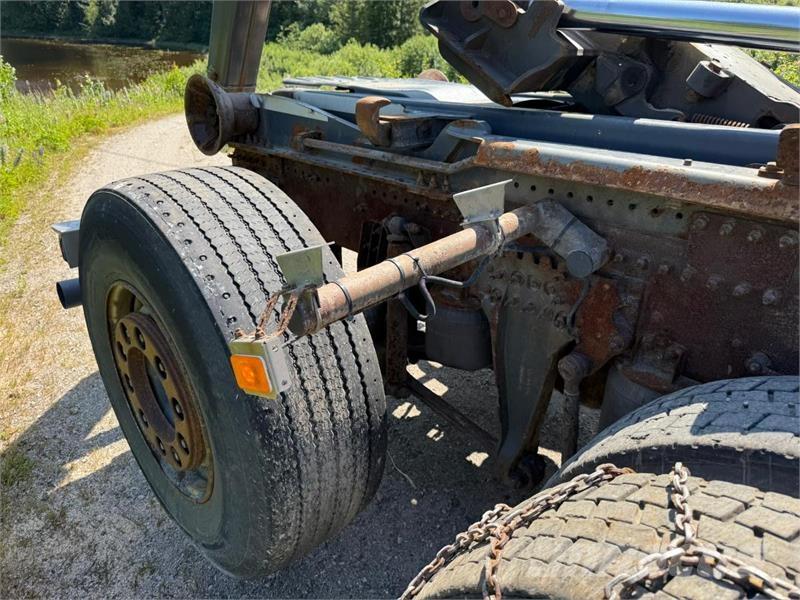 Volvo FH Rol kiper kamioni s kukama za dizanje