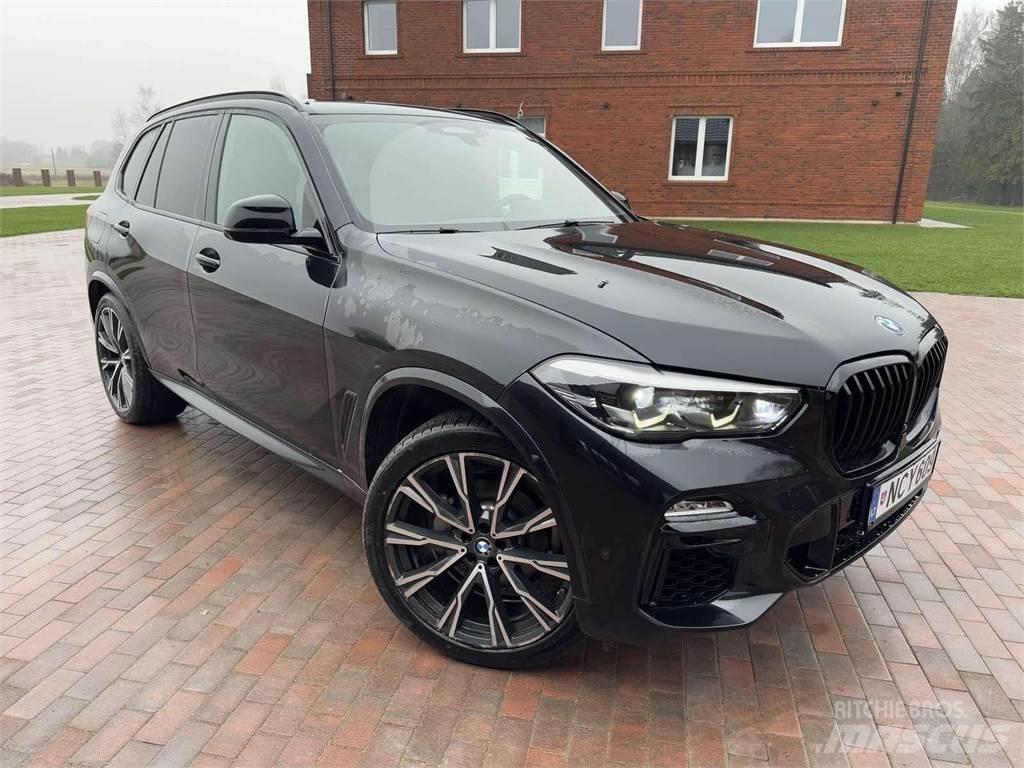BMW  Automobili