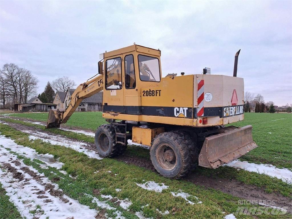 CAT 206 B FT Bageri gusjeničari