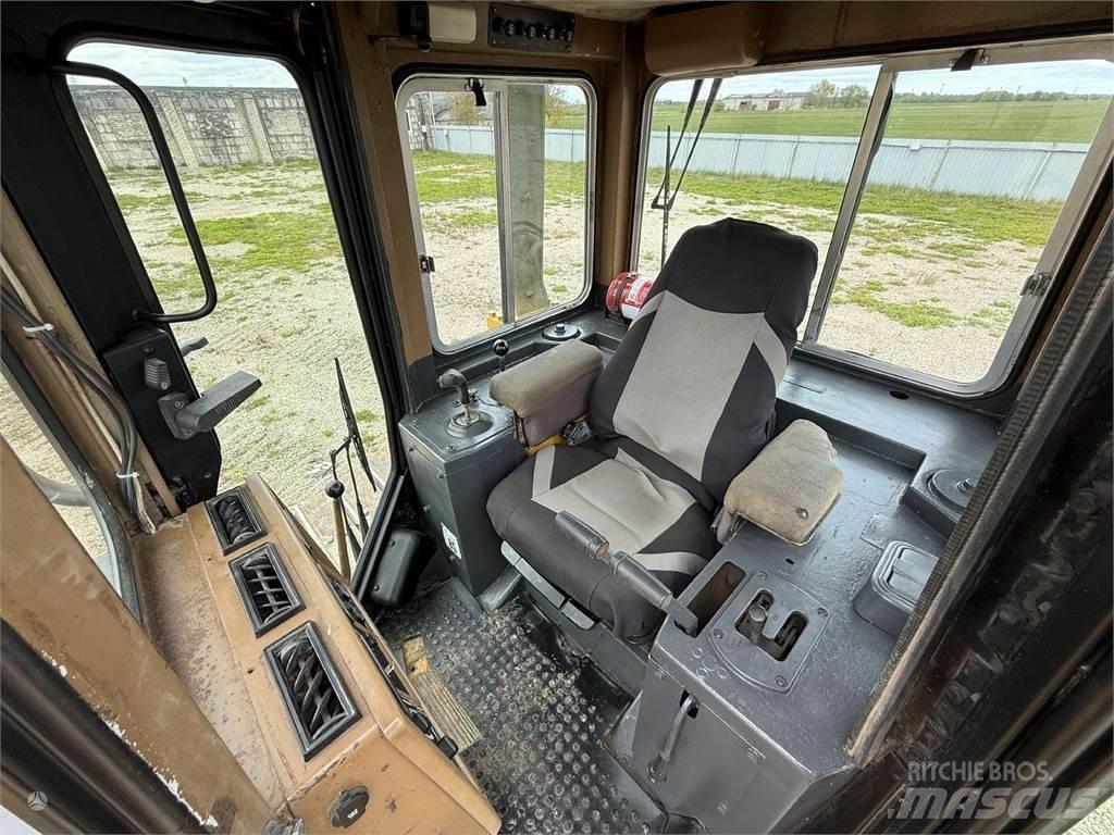 CAT D4H LGP Buldožeri gusjeničari