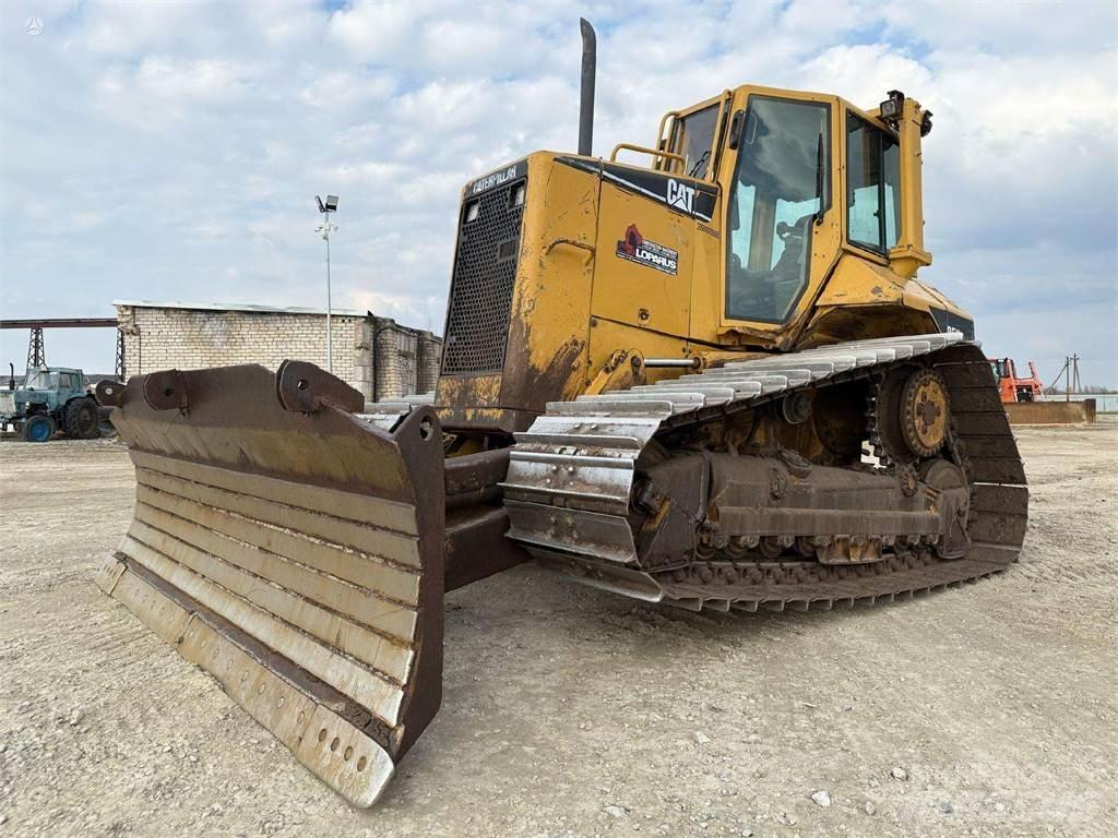 CAT D5N LGP Buldožeri gusjeničari