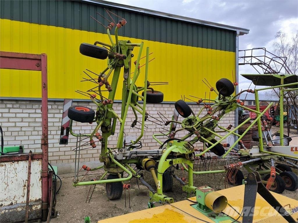 CLAAS VOLTO 870 Okretači i sakupljači sijena
