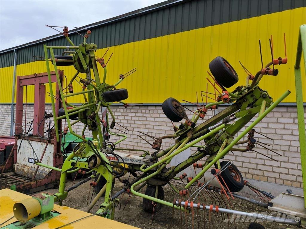 CLAAS VOLTO 870 Okretači i sakupljači sijena