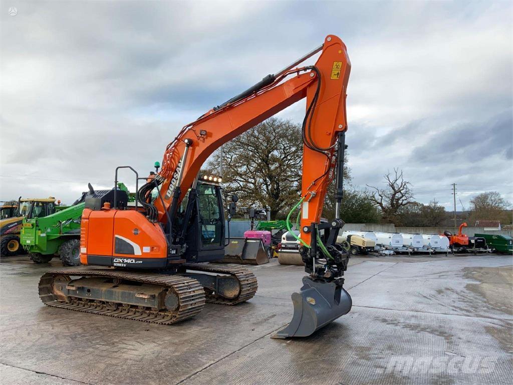 Doosan DX140 LCR Bageri gusjeničari