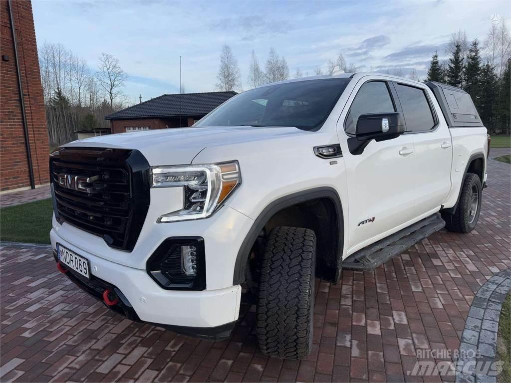 GMC  Automobili
