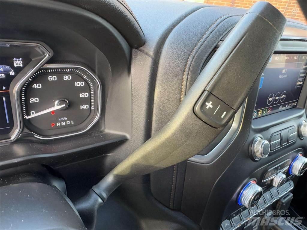 GMC  Automobili
