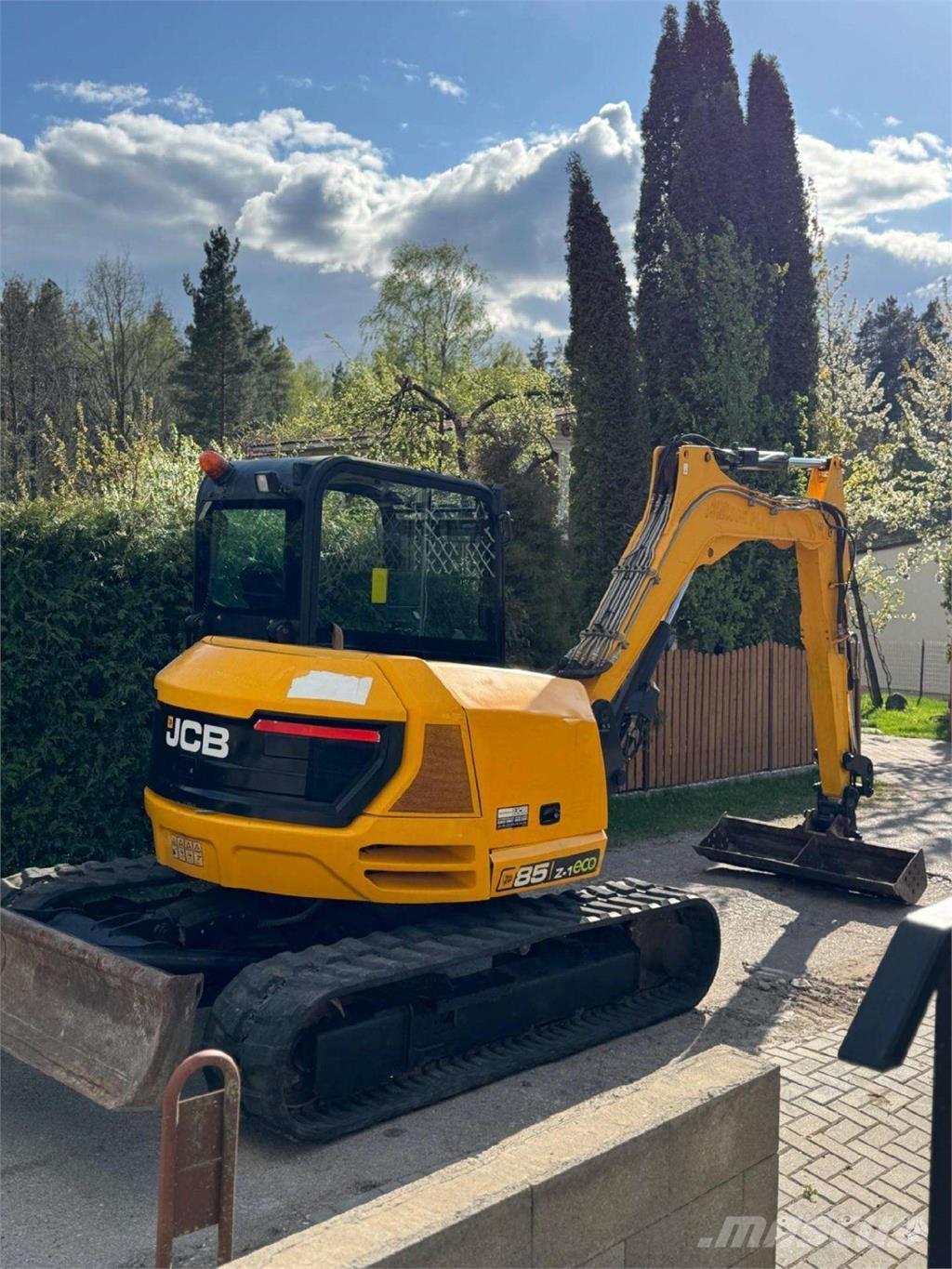 JCB 85Z-1 Bageri gusjeničari