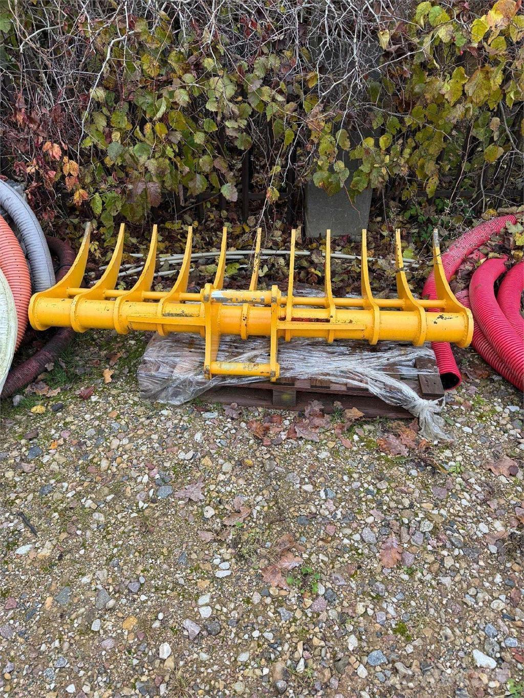 JCB JS145LR Bageri gusjeničari