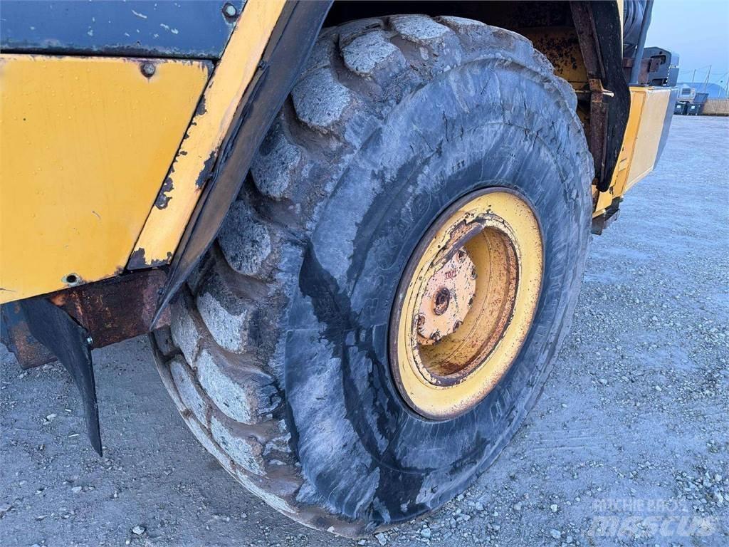 Komatsu HM 400-2 Zglobni demperi