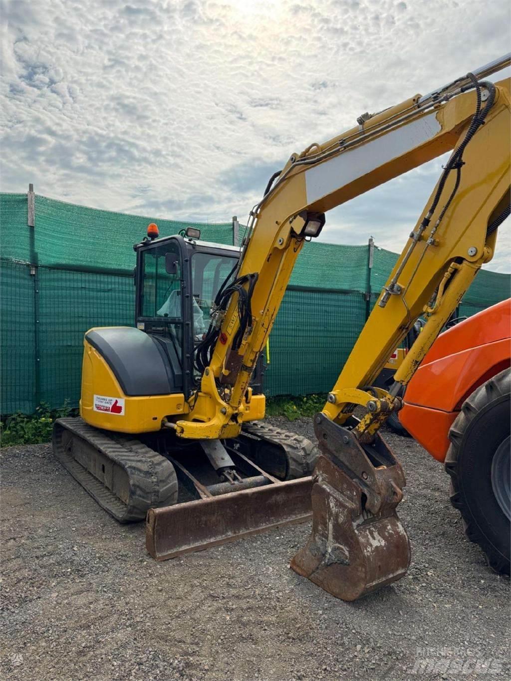 Komatsu PC55MR-5 Bageri gusjeničari