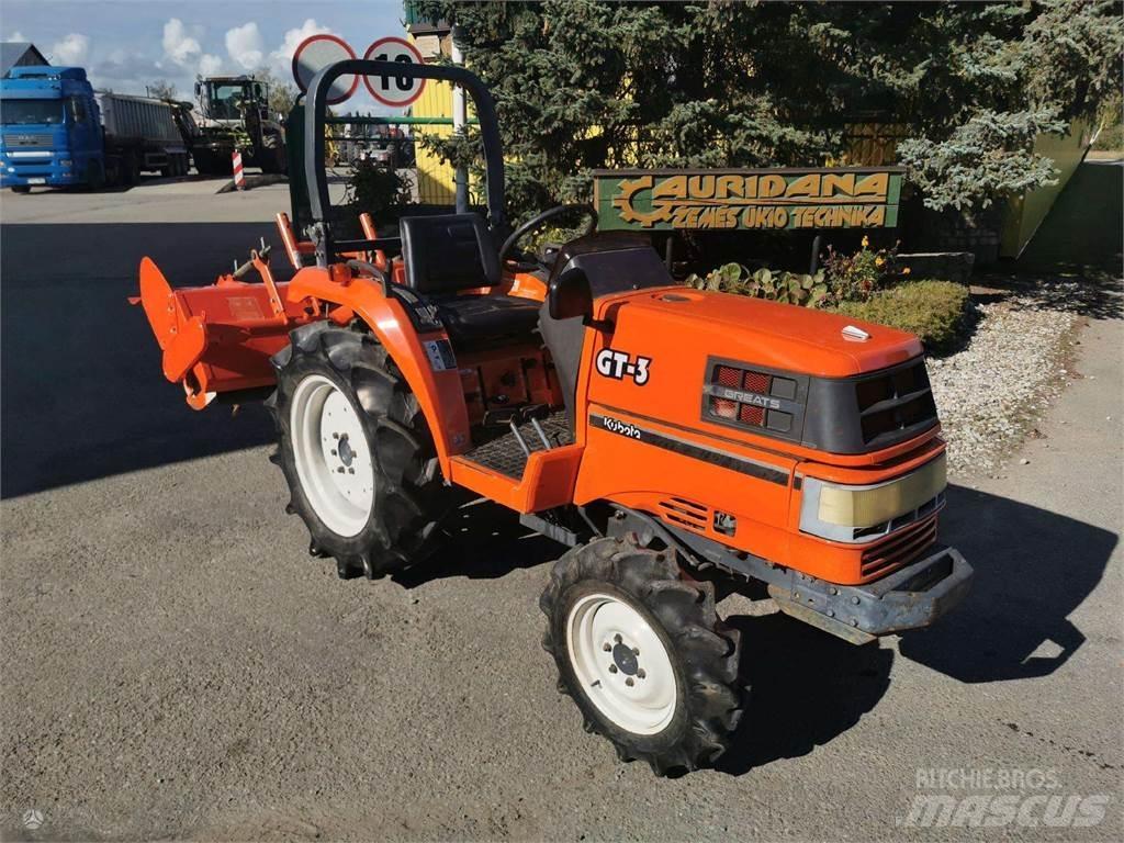 Kubota GT3 Traktori