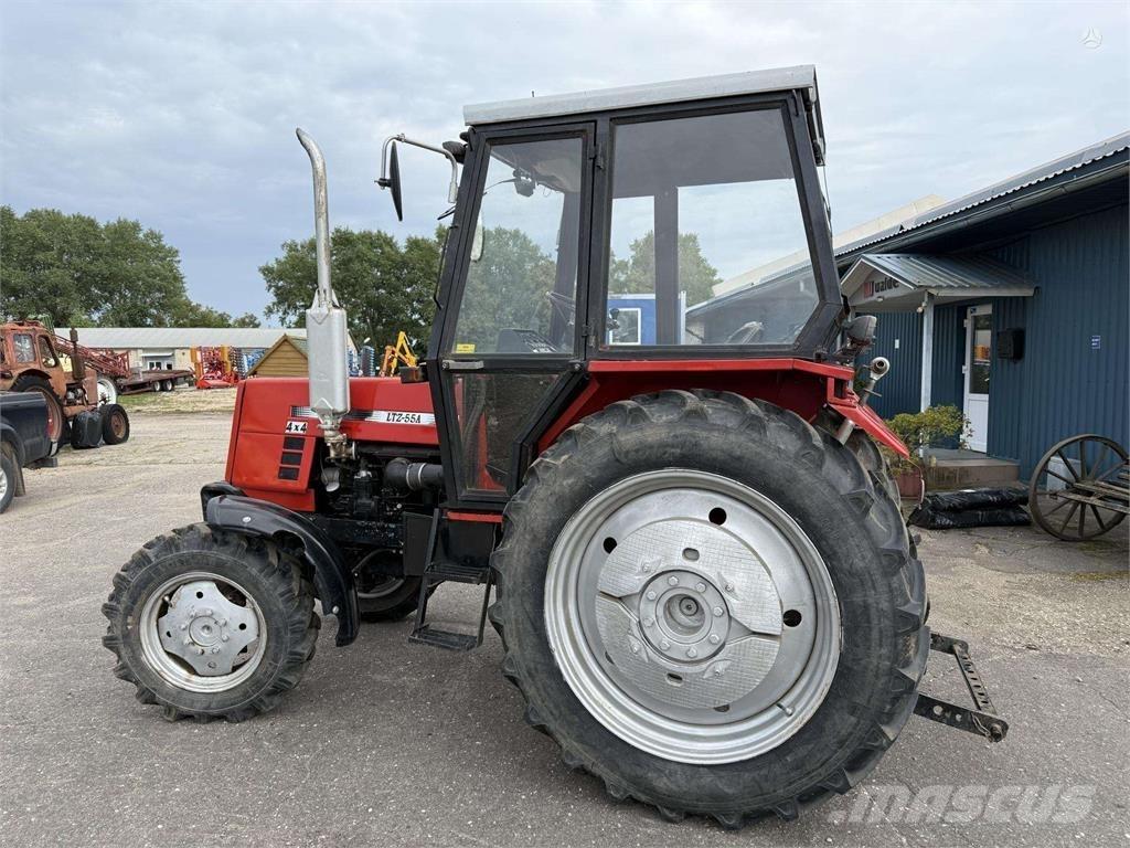  LTZ 55A Traktori