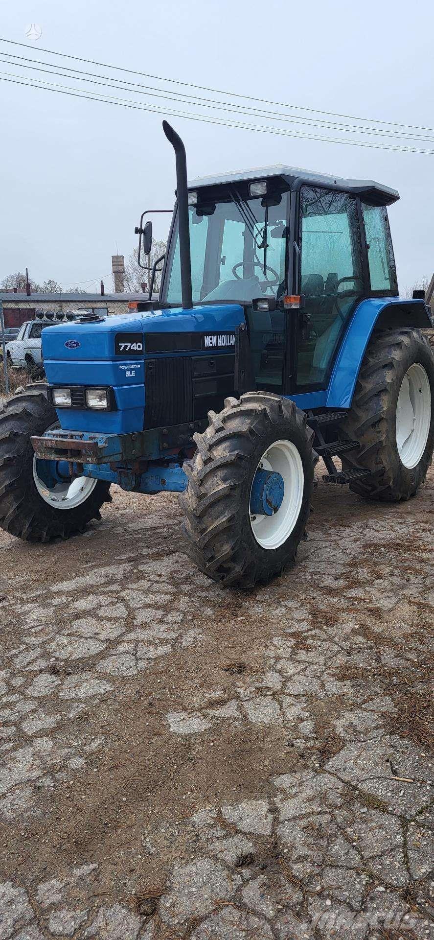 New Holland 7740 Traktori