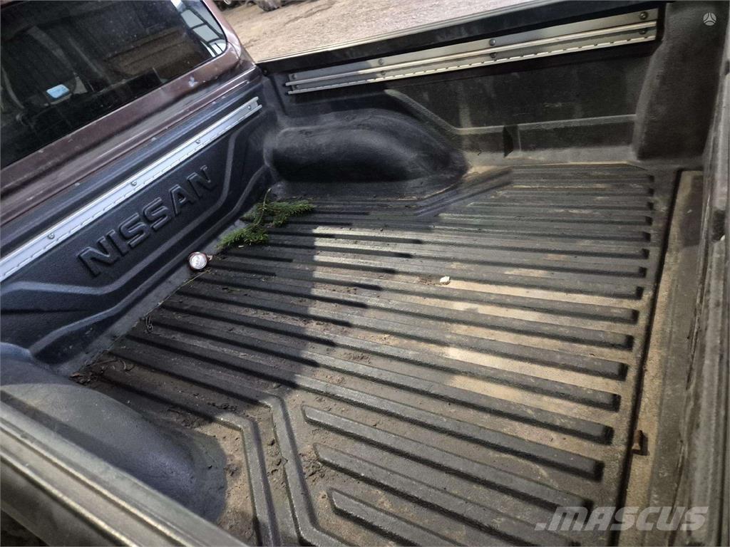 Nissan  Automobili