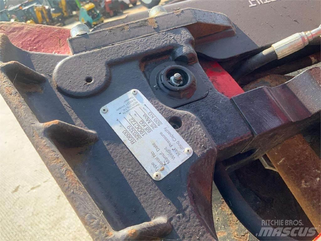 Takeuchi TB370 Bageri gusjeničari