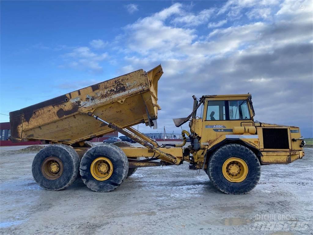 Volvo A25C , Nr.4 Zglobni demperi