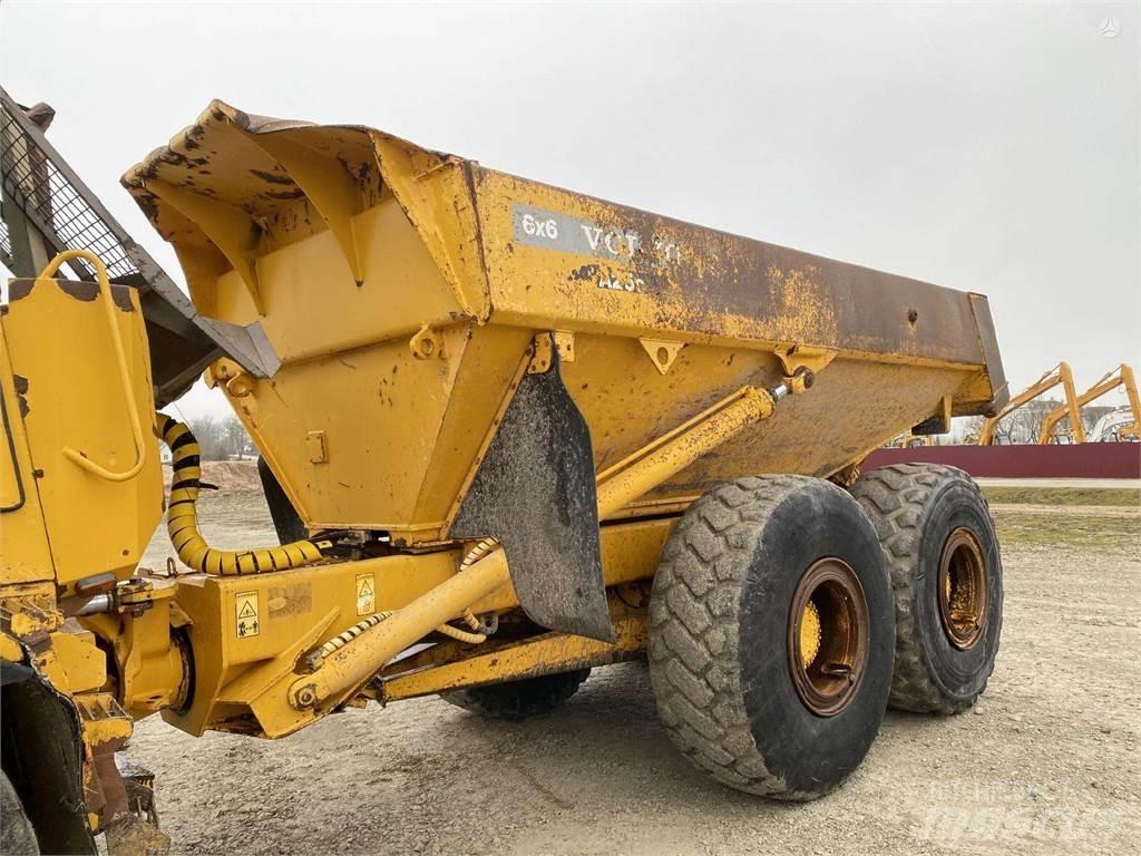 Volvo A25C , Nr.6 Zglobni demperi
