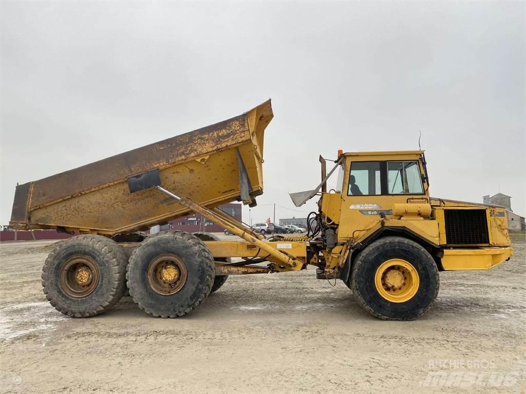 Volvo A25C , Nr.8 Zglobni demperi