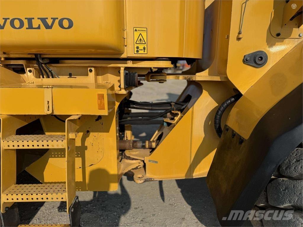 Volvo L 110 E Utovarivači na kotačima