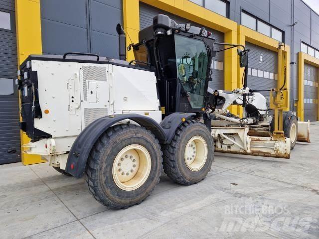 CAT 120AWD Grejderi