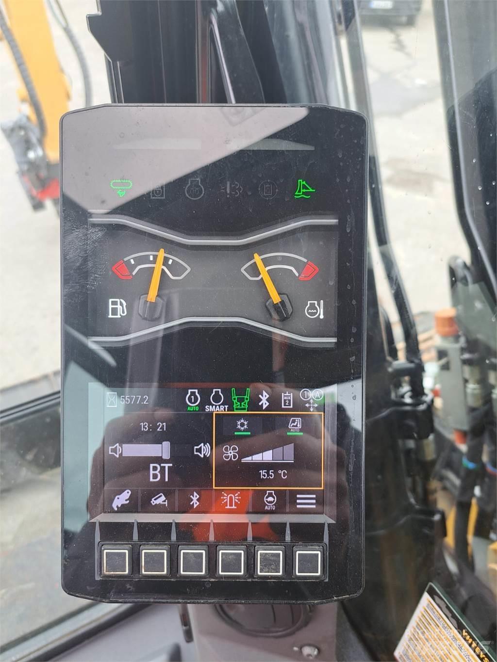 CAT 310 Mini bageri <7t