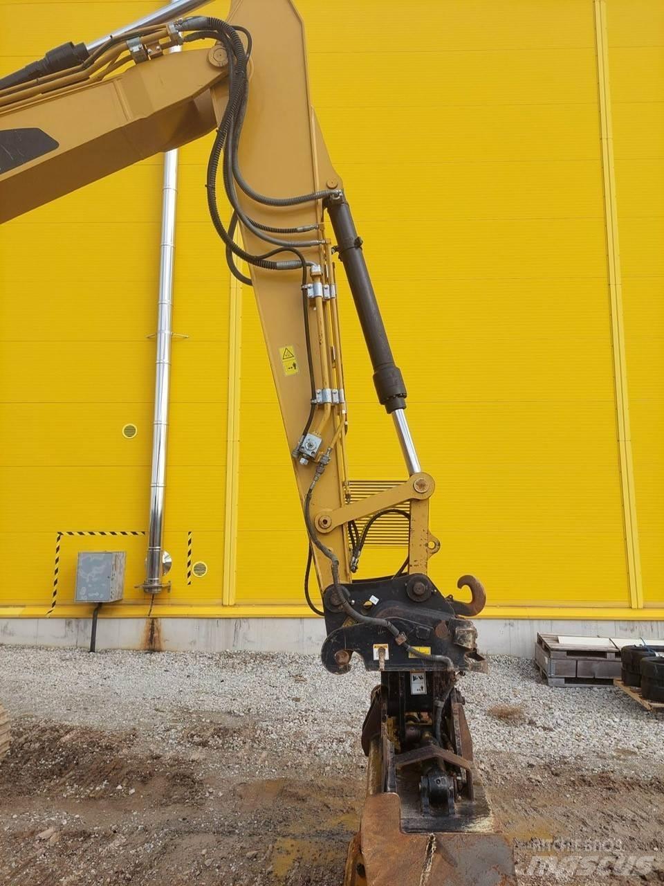CAT 313 FL Bageri gusjeničari