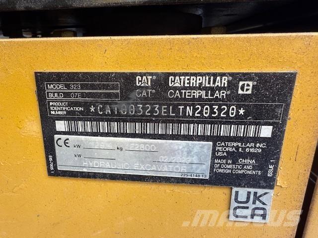 CAT 323-07 Bageri gusjeničari