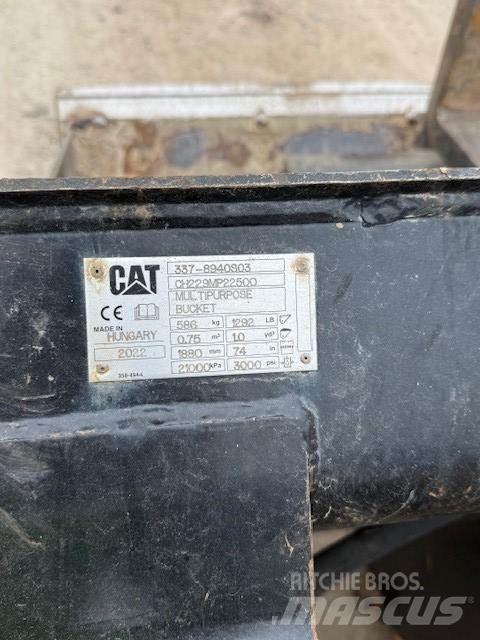 CAT 906 Utovarivači na kotačima