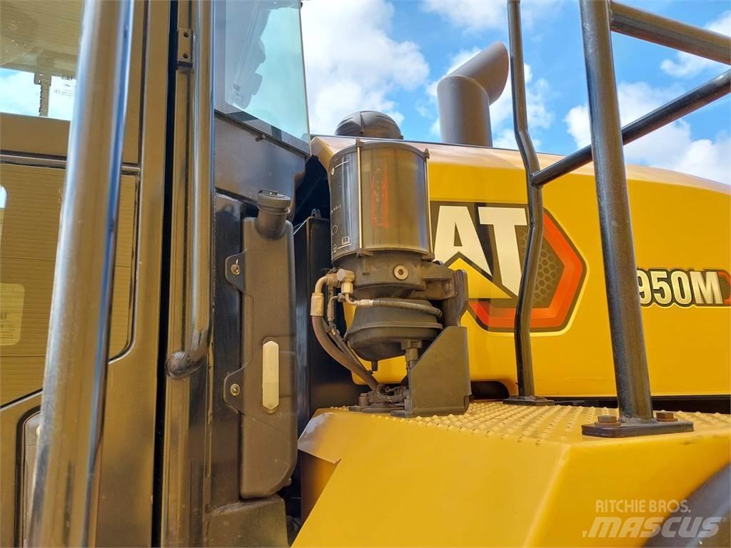 CAT 950M Utovarivači na kotačima
