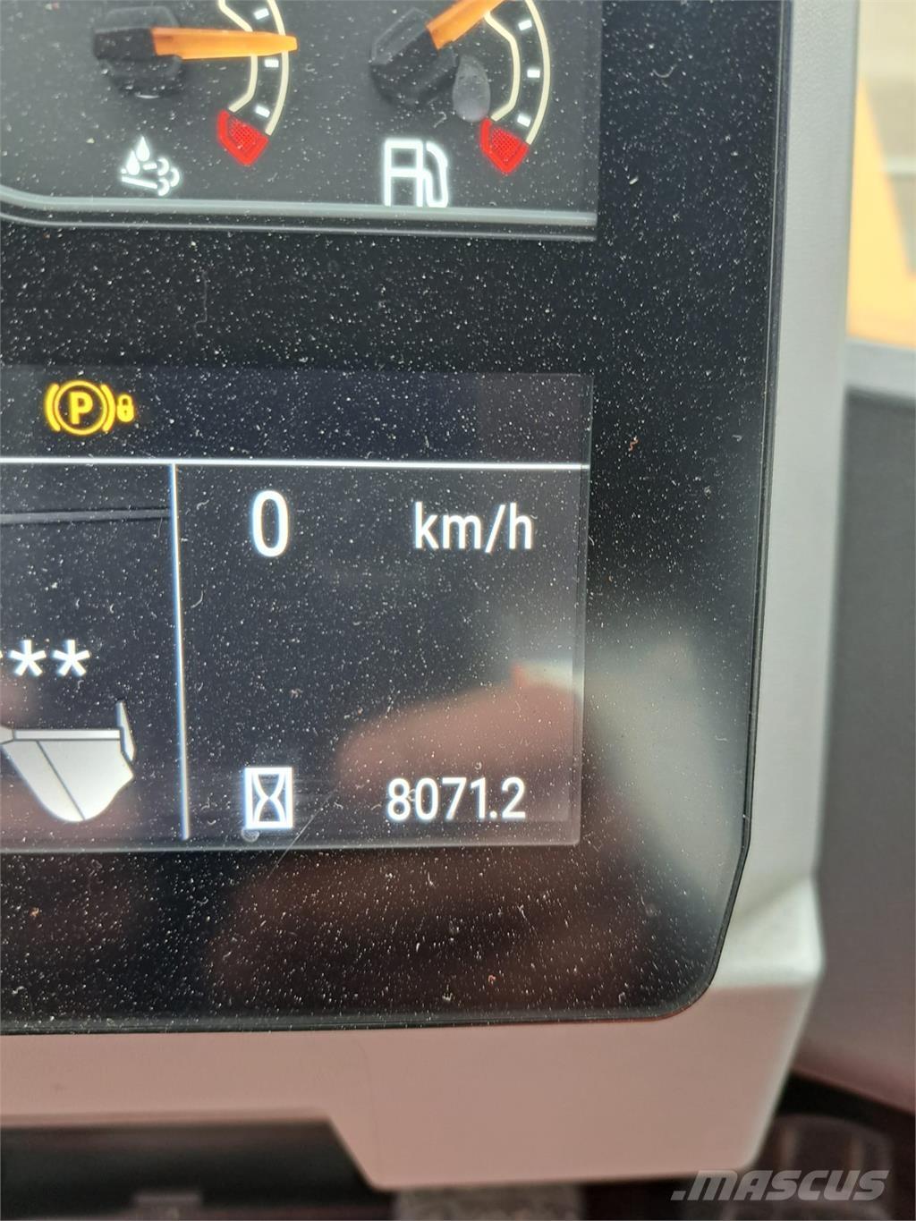 CAT 982 Utovarivači na kotačima