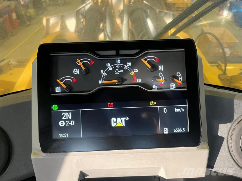 CAT 982 Utovarivači na kotačima