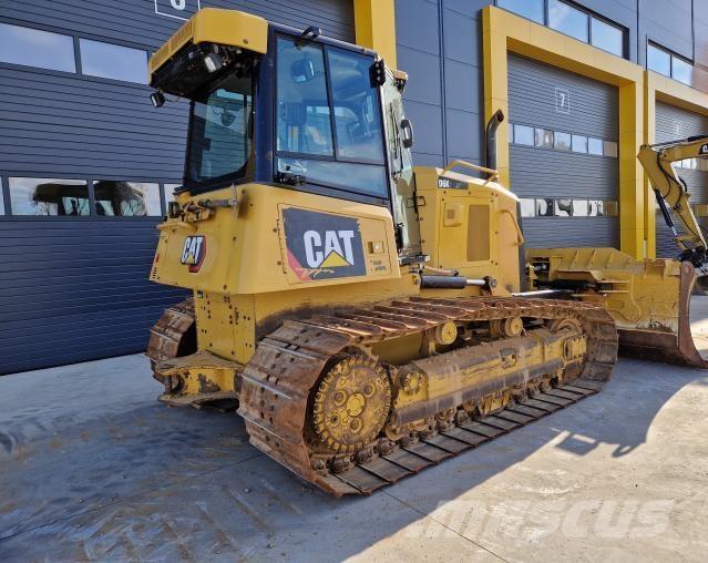 CAT D6K2 Buldožeri gusjeničari