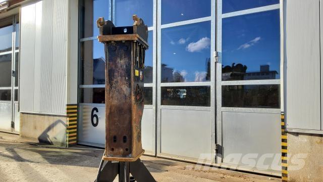 CAT H120GCS Čekići