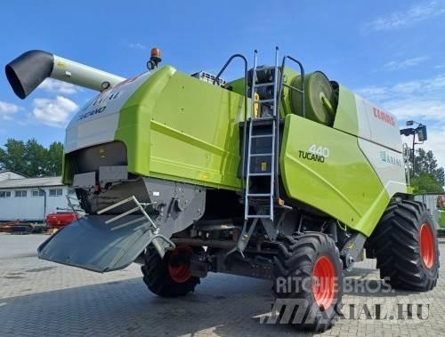 CLAAS Tucano 440 Kombajni