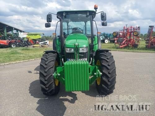 John Deere 5100 M Traktori