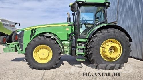 John Deere 8345R Traktori