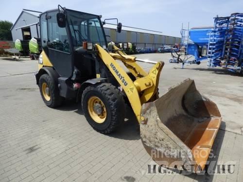 Komatsu 65 Utovarivači na kotačima