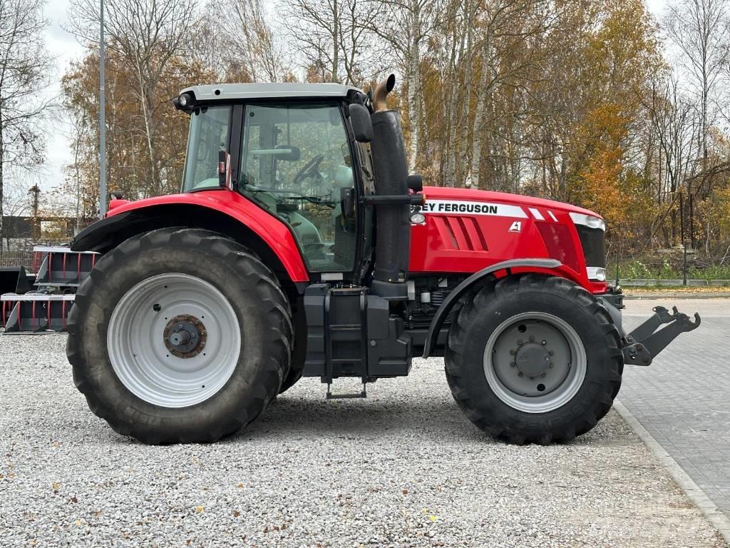 Massey Ferguson 7724 Traktori