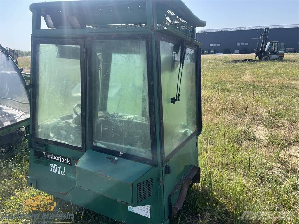 Timberjack 1010 Kabine i unutrašnjost