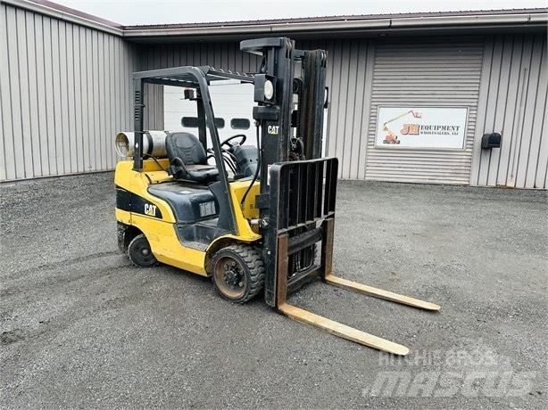 CAT C 6000 Kontejnerski viličari