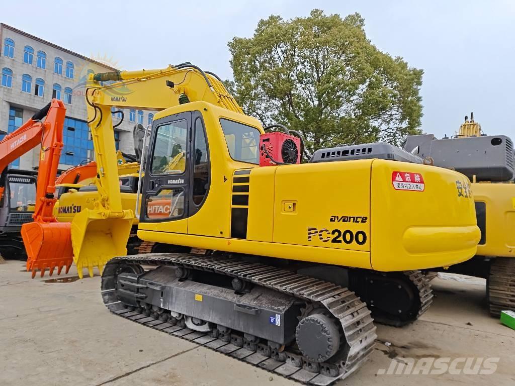 Komatsu PC 200-6 Bageri gusjeničari