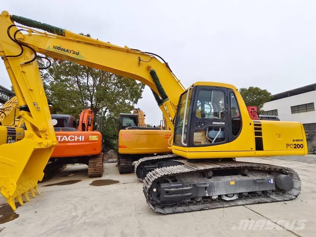 Komatsu PC 200-6 Bageri gusjeničari
