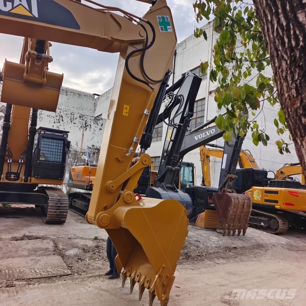 CAT 324 D2L Bageri gusjeničari