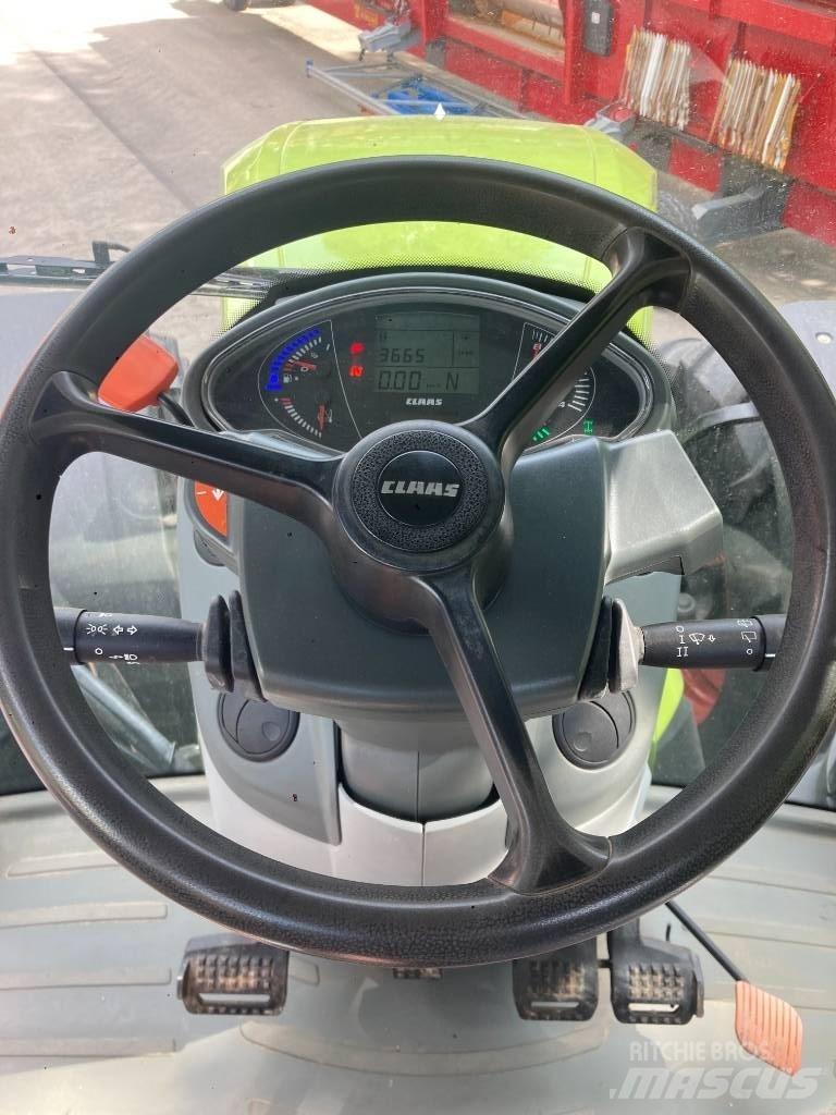 CLAAS Axion 960 Traktori