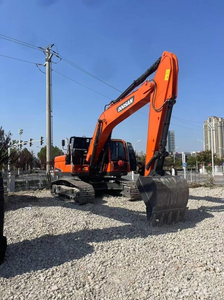 Doosan DX 225LC-9C Bageri gusjeničari