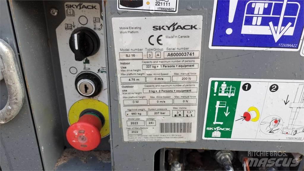 SkyJack SJ16 Ostali kranovi i platforme