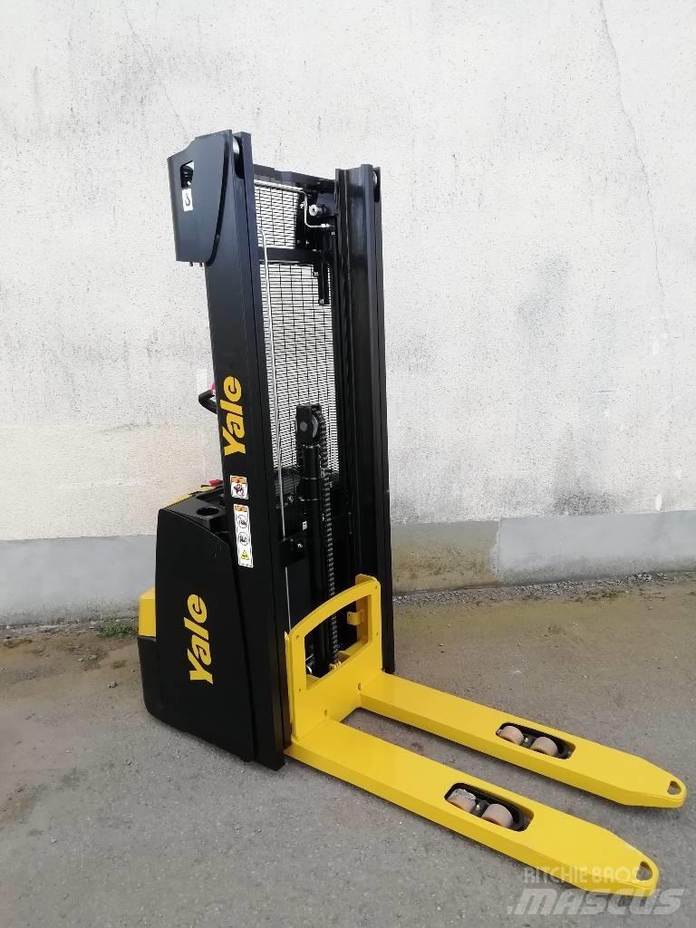 Yale MS12 Ručni električni viličar