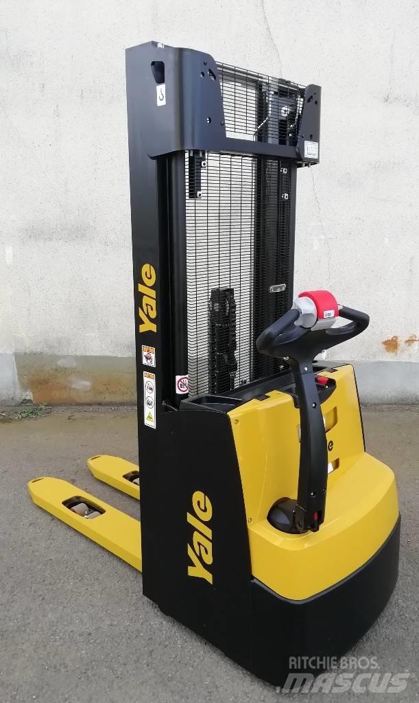 Yale MS12 Ručni električni viličar