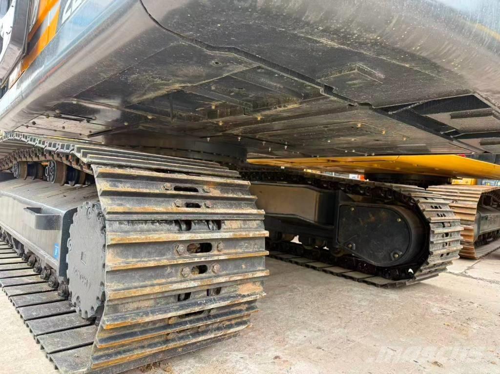 Hyundai R220LC-9S Midi bageri 7t – 12t